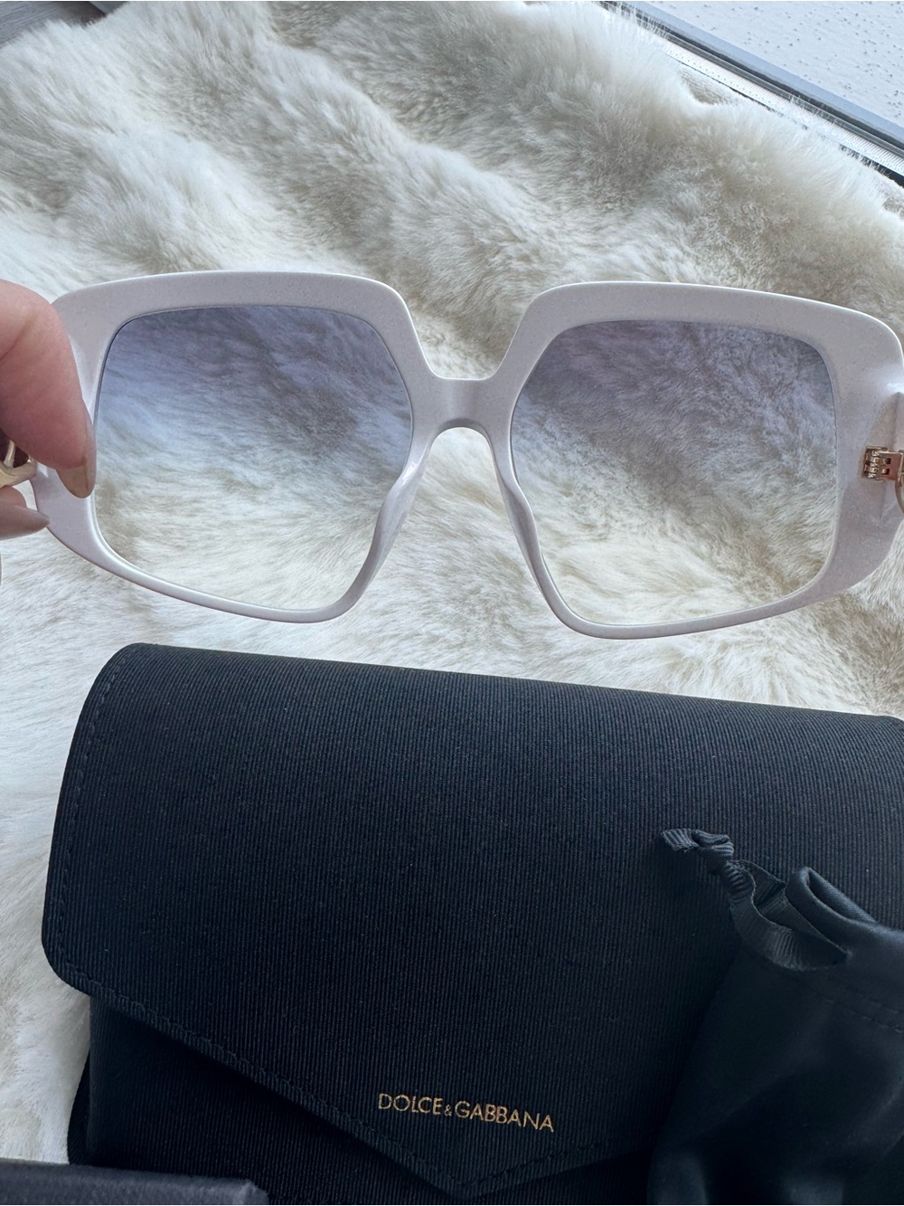 🤍Dolce & Gabbana White Square Sunglasses🤍 - Picture 5 of 8